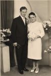 Le 1er octobre 1960, les jeunes mariés posaient pour le photographe 